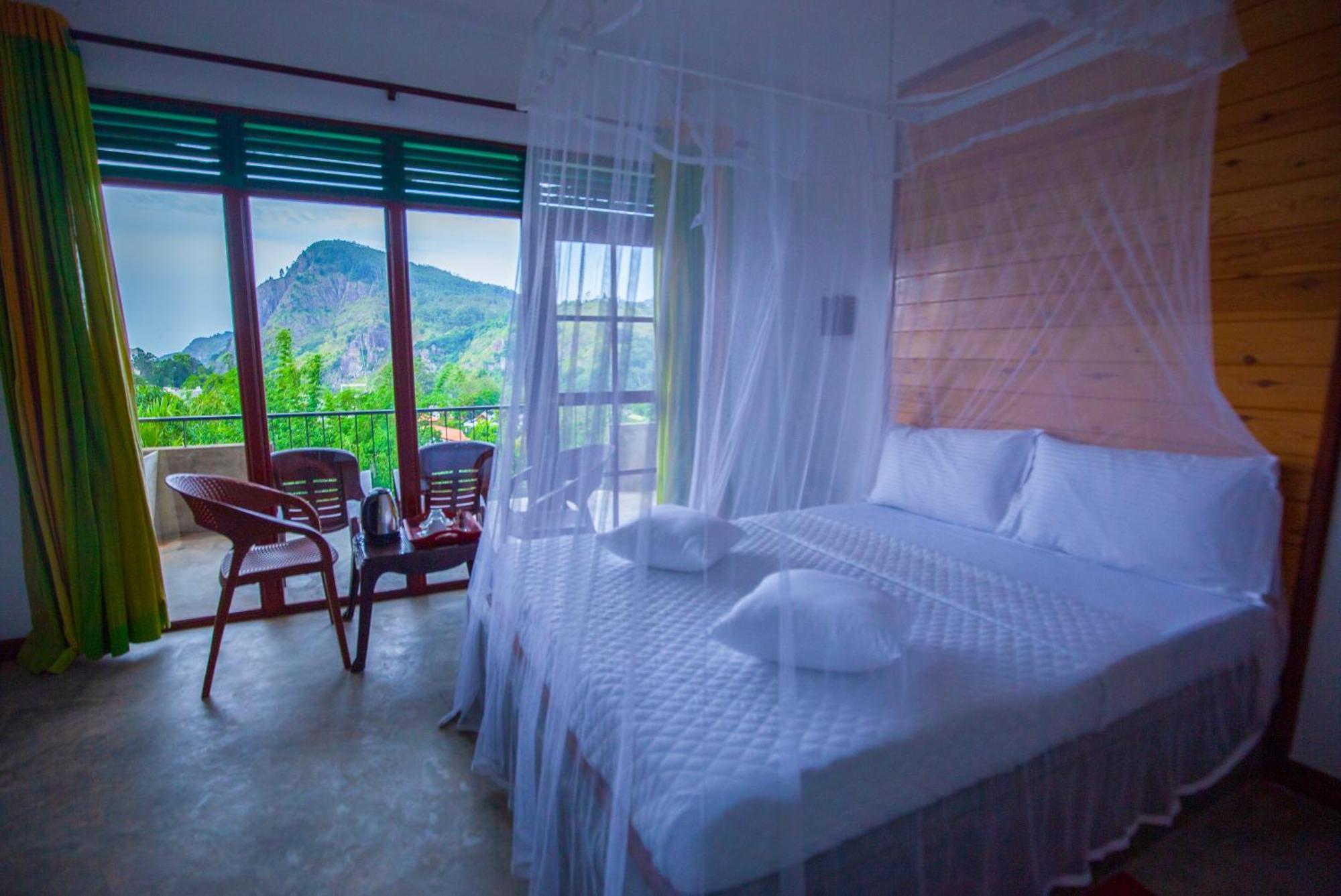 Ella Rawana Den Hotel المظهر الخارجي الصورة