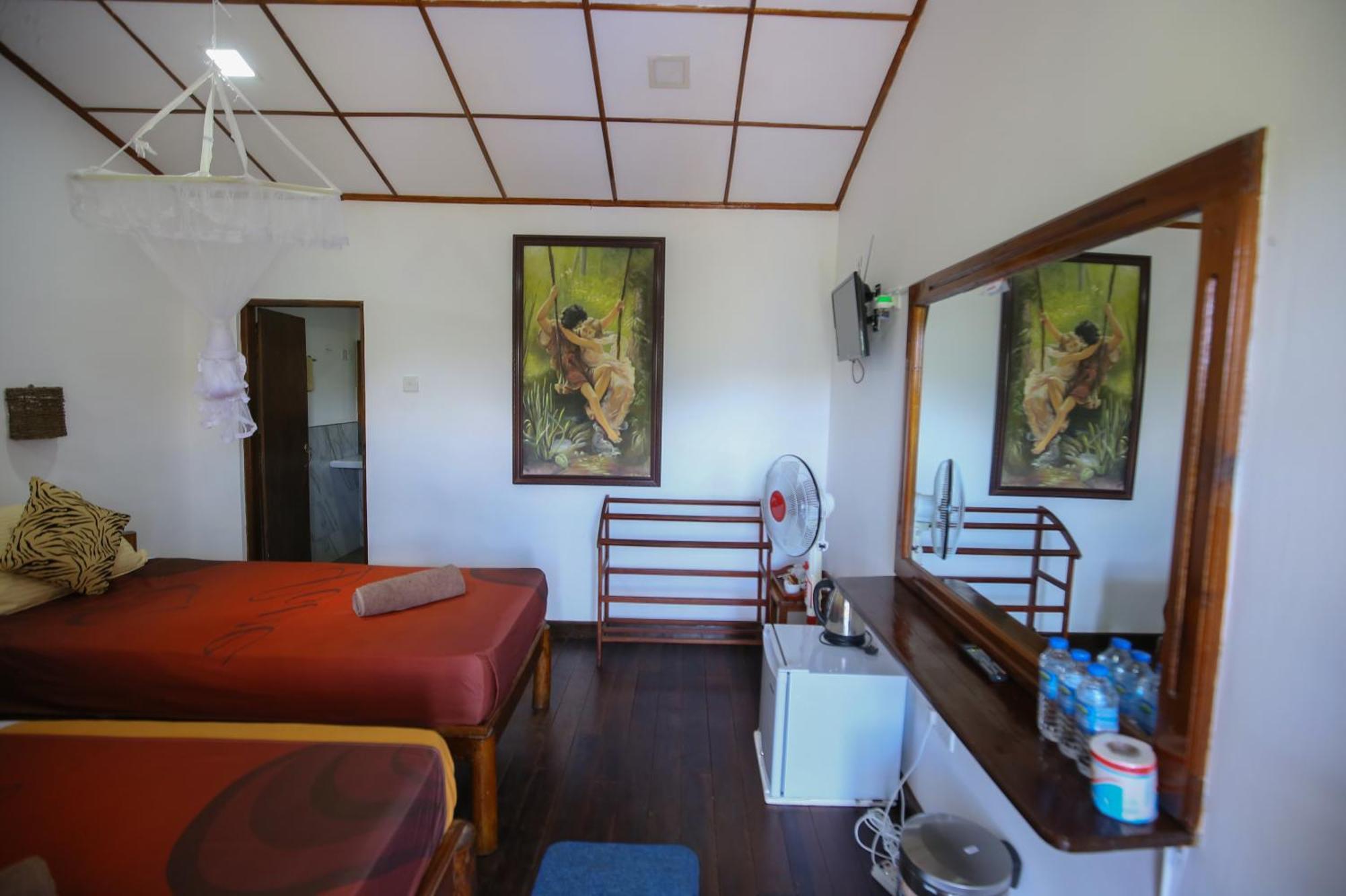 Ella Rawana Den Hotel المظهر الخارجي الصورة