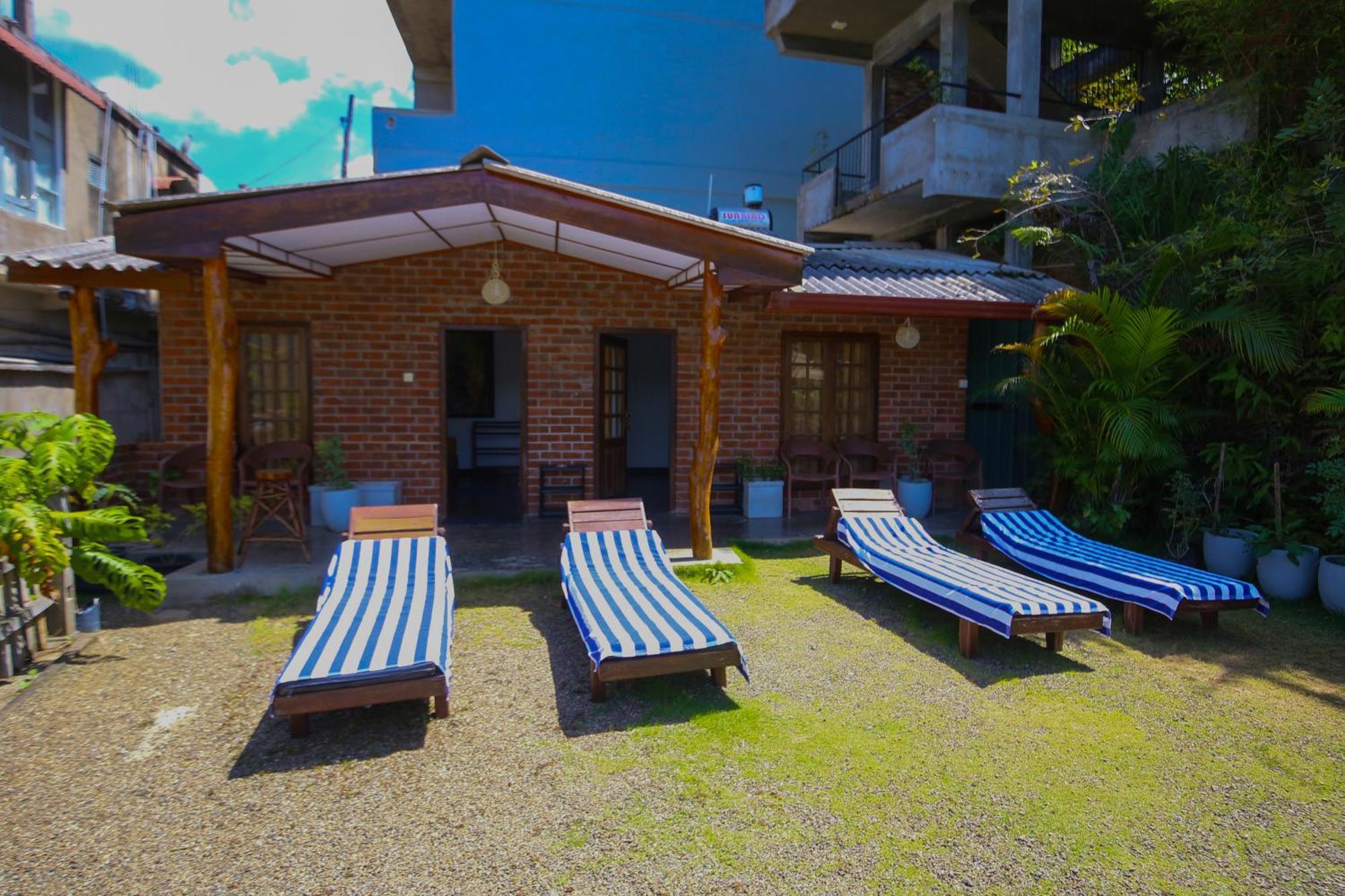 Ella Rawana Den Hotel المظهر الخارجي الصورة
